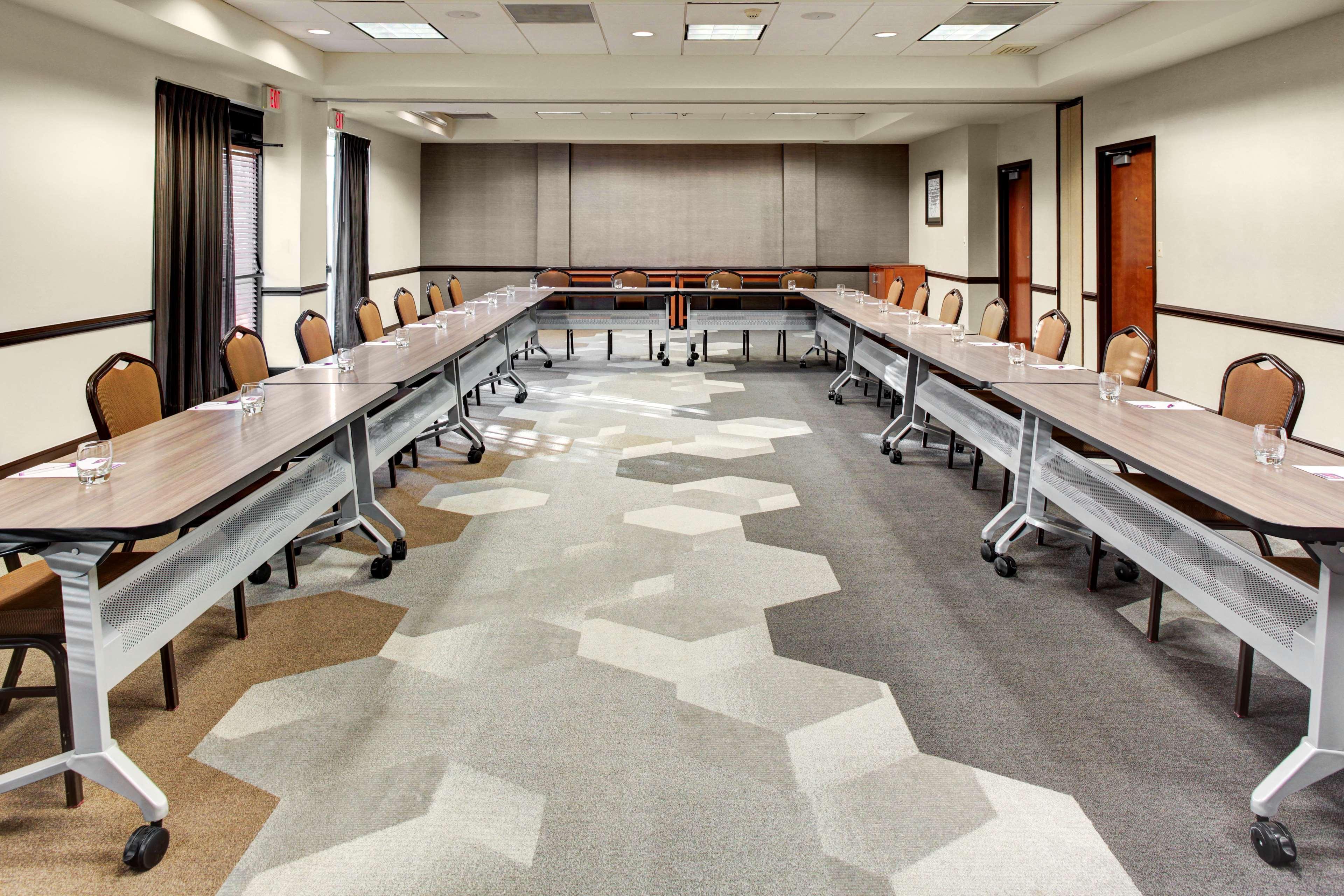 Hyatt Place Lakeland Center Bagian luar foto