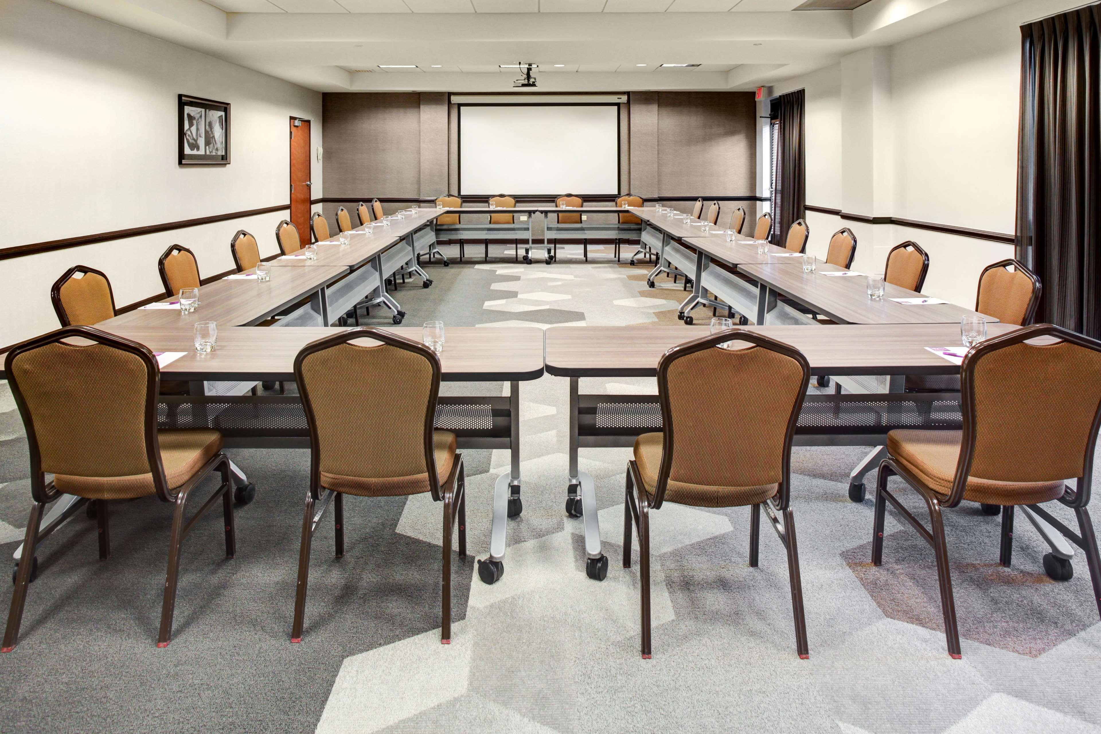 Hyatt Place Lakeland Center Bagian luar foto