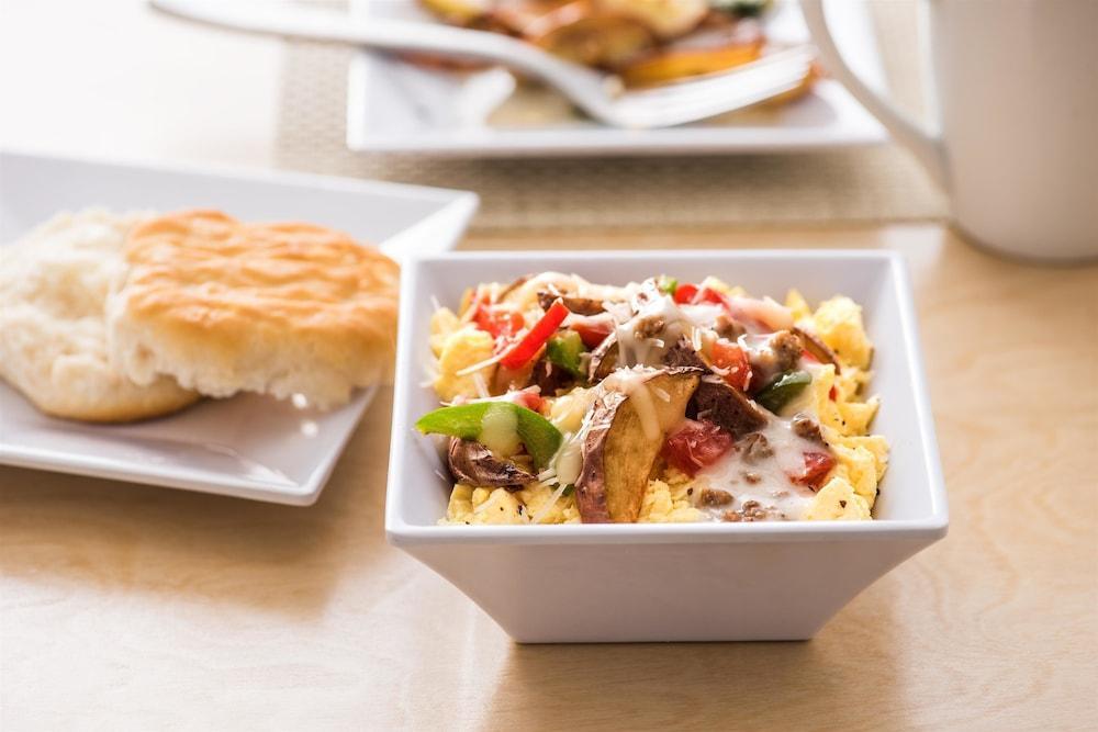 Hyatt Place Lakeland Center Bagian luar foto